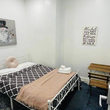 Oui On Ludlow - Entire House And Private Rooms In University City Philadelphia Luaran gambar